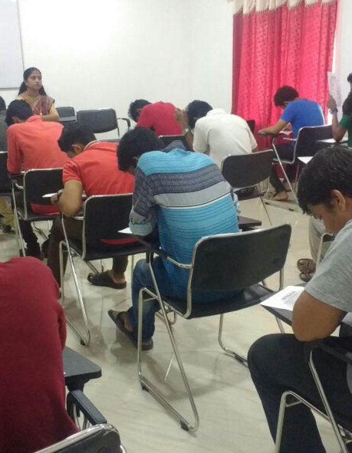 WhatsApp Image 2025-10-15 at 22.40.29